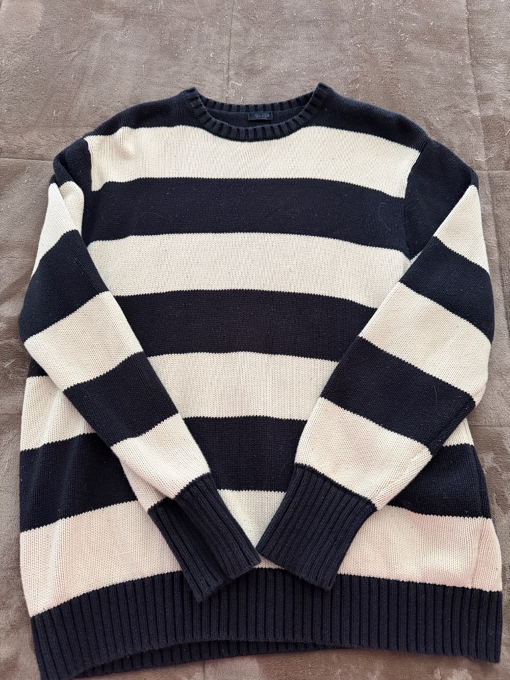 Brandy Melville Black and Cream Striped Crewneck Sweater